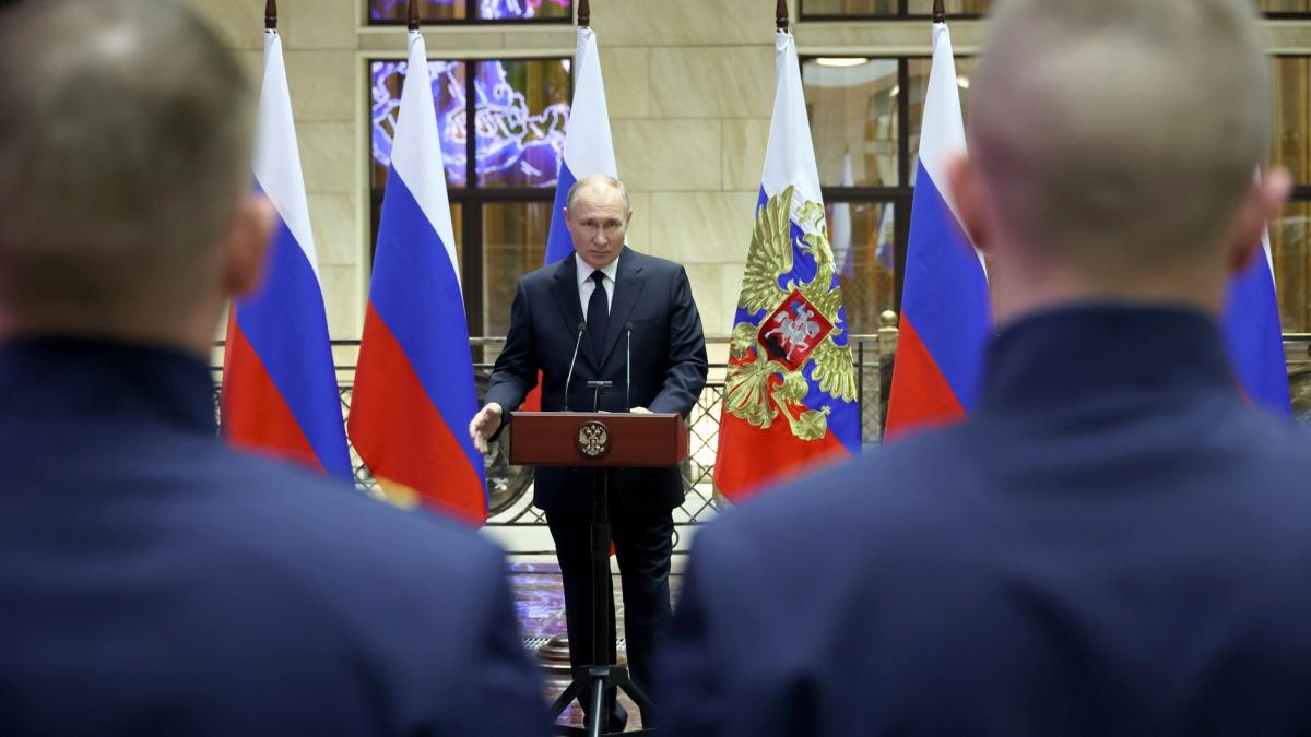 putin-contracandidati-alegeri_00581600