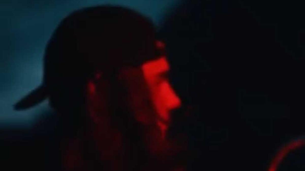 un-cantaret-din-bucuresti-a-fost-retinut-dupa-ce-si-ar-fi-batut-crunt-iubita--din-gelozie_26583500