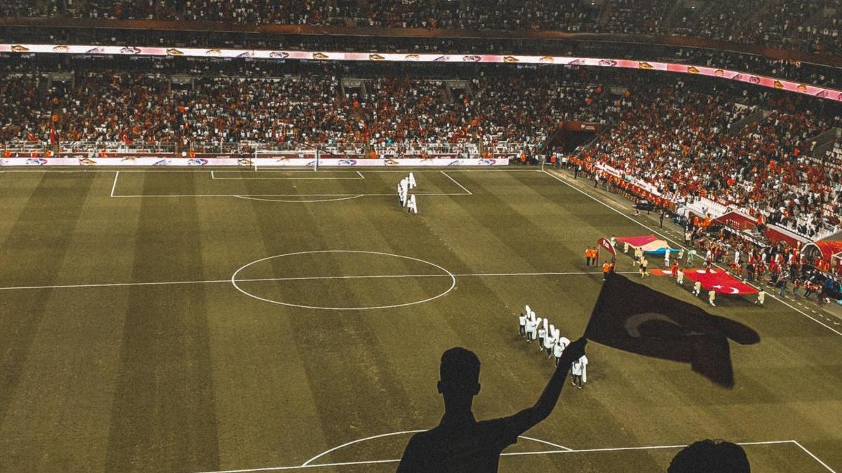 fotbal_super_balon_de_aur_pxl_98769300_39593900