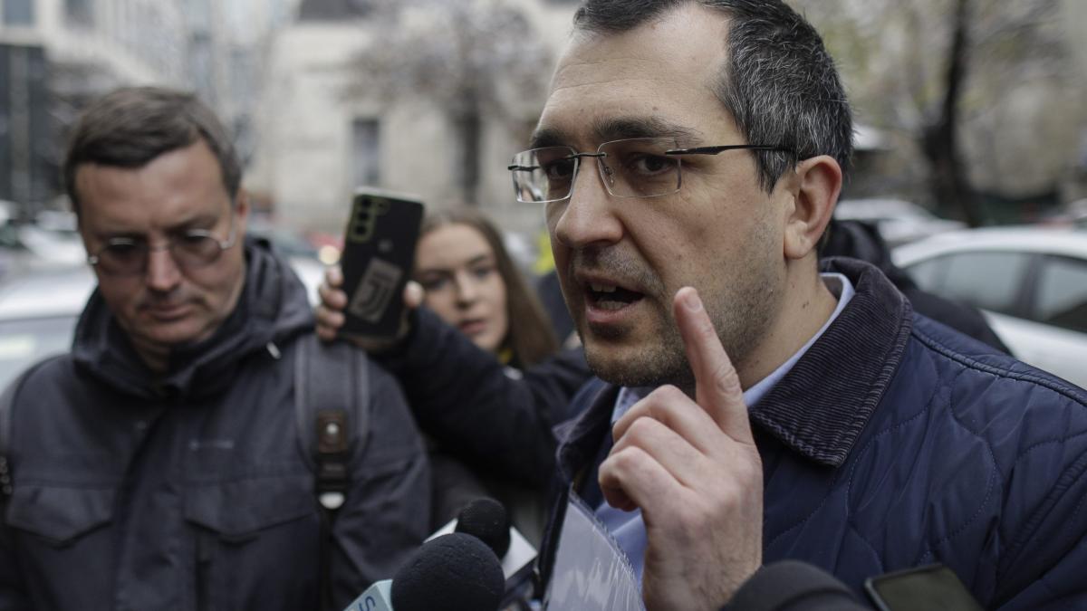 vlad-voiculescu-la-dna_58677600