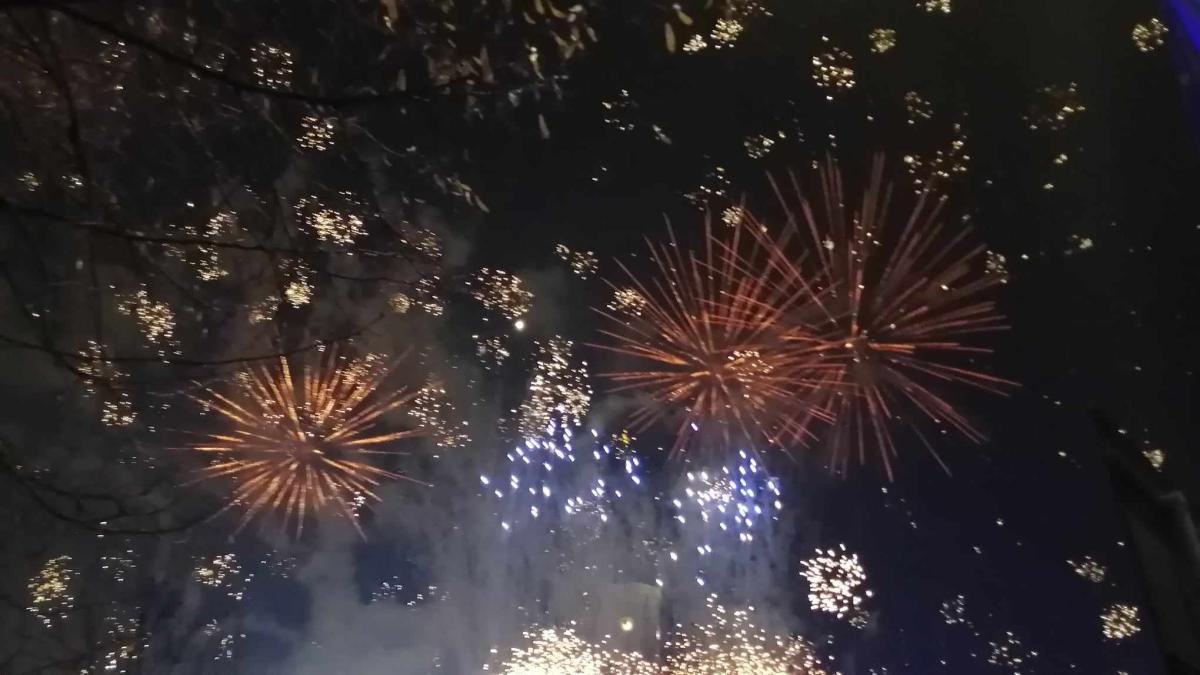 revelionul-vremurilor-noastre--paula-popoiu-prc-e2prc-80prc-9dspriritele-astea-rele-nu-trebuie-sa-treaca-pragulprc-e2prc-80prc-9d_59828100