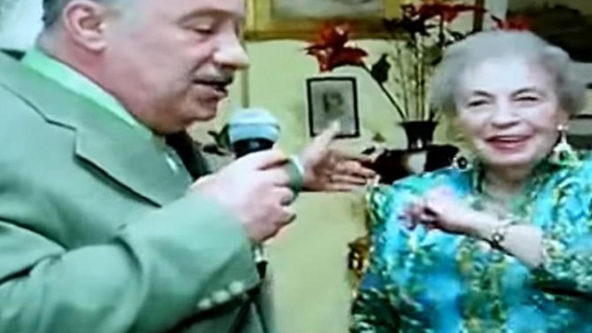 revelionul-romania-tv--din-2014--in-casa-avocatei-paula-iacob--ioan-korpos-era-ora-7-dimineata--incheiam--iar-ea-inca-dansa--se-bucura_83571000