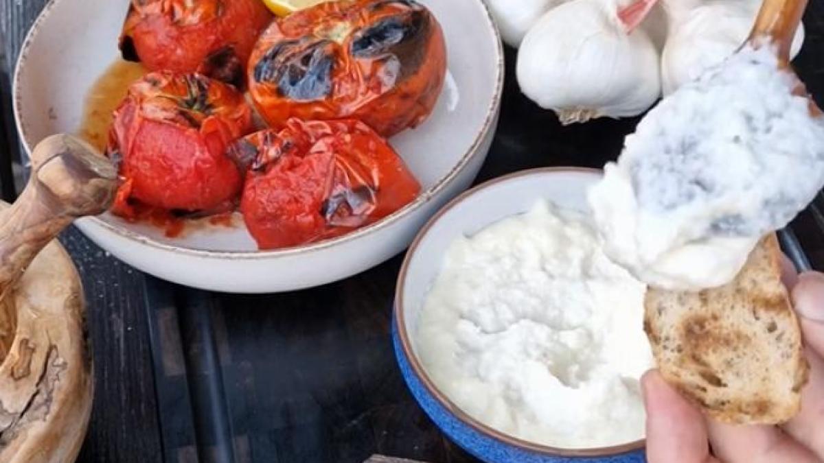 cum-se-prepara-sarmuzac--celebrul-mujdei-dobrogean--reteta-lipoveneasca_44390800