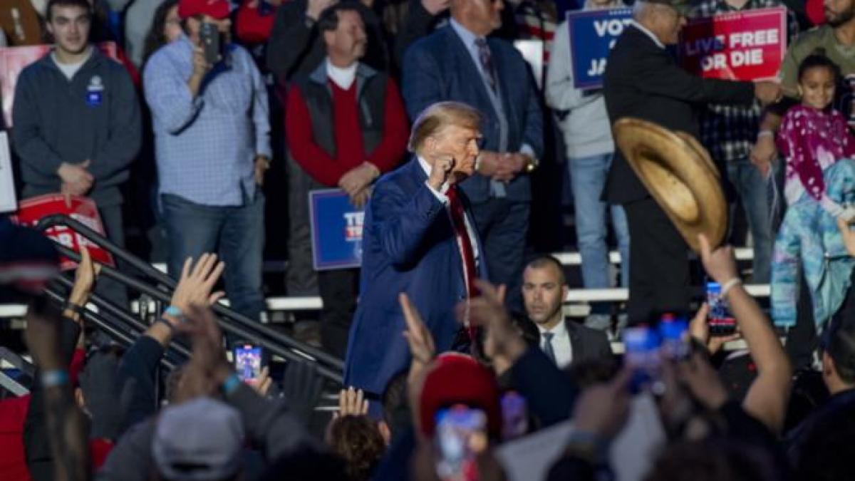 numarul-americanilor-care-sunt-de-acord-cu-afirmatia-lui-trump--in-crestere-sangele-natiunii-este-otravit-de-imigratie_75501800