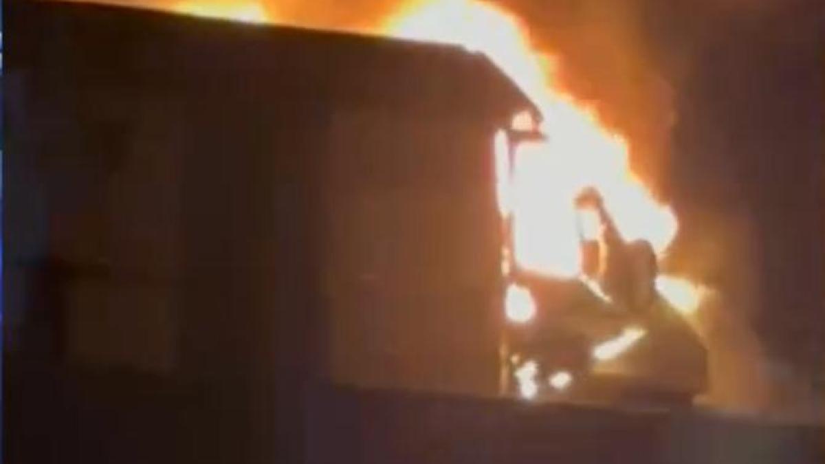 incendiu-la-ferma-amaliei-bellantoni--dupa-ce-vedeta-ar-fi-primit-amenintari-am-primit-mesaje-ca-mi-va-fi-capul-taiat-in-cinci-si-va-fi-dat-la-porci_01739300