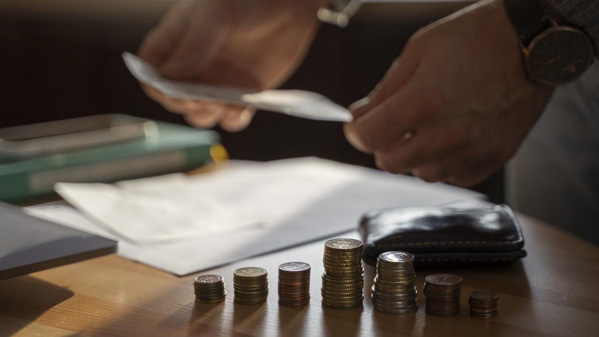 dna--cu-ochii-pe-prefectura-covasna--prefectul--despre-banii-cheltuiti-acestea-au-fost-interventii-necesare_00851400