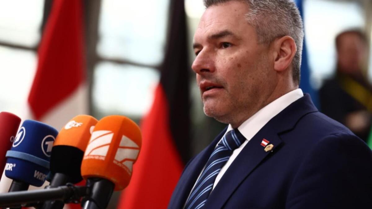 cum-ii-percep-austriecii-pe-romani_78588900