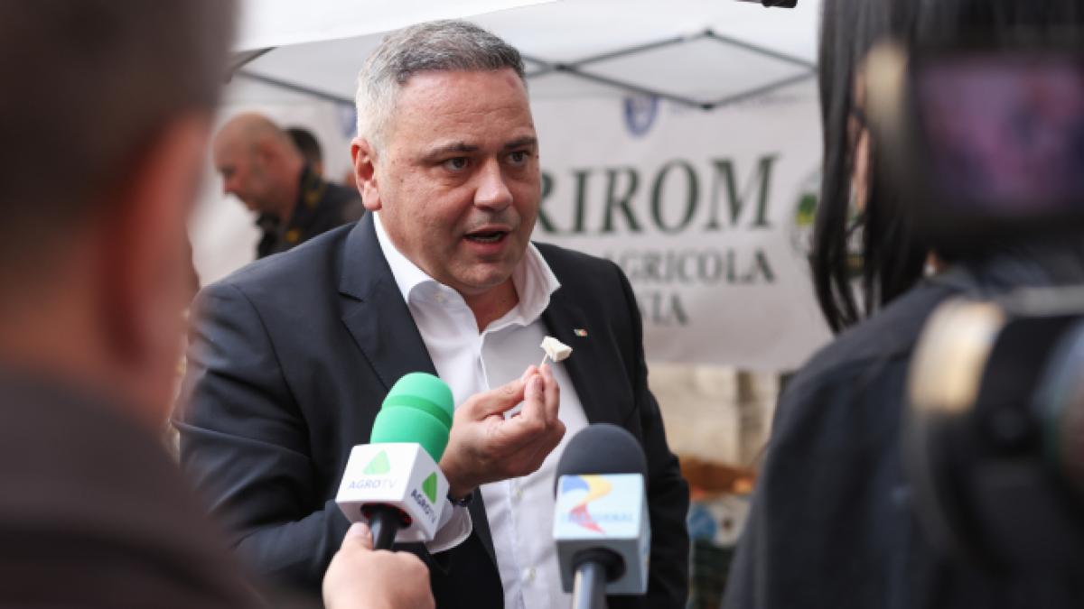 ministrul-agriculturii-ii-cheama-pe-fermierii-care-protesteaza-la-afumati-la-noi-discutii_26415700