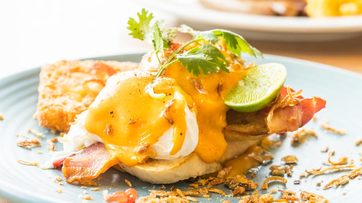 oua-benedict--un-mic-dejun-fabulos--reteta-este-atat-de-simpla----dar-plina-de-savoare_48113100
