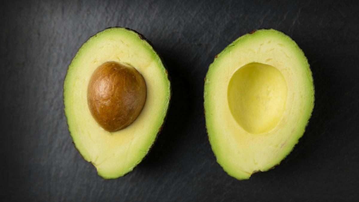 avocado-pexels-foodie-factor-557659_63304000