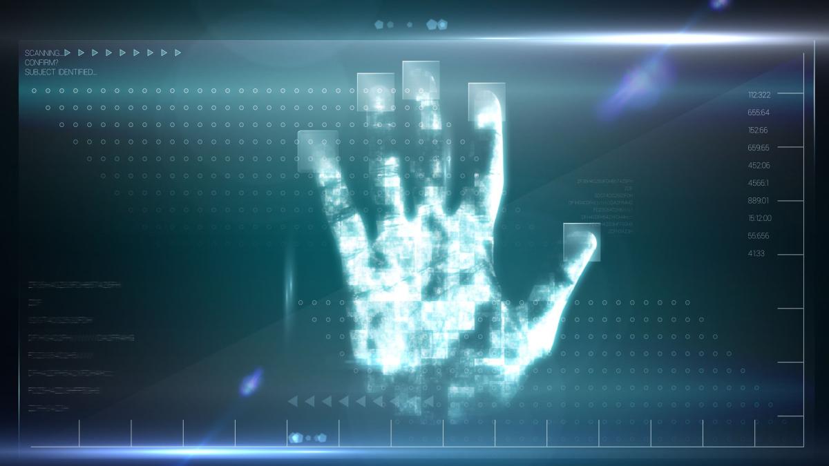 aparatul-care-scaneaza-palmele-elevilor-pentru-orientarea-in-cariera--leca-o-forma-de-manipulare--reprezinta-o-iluzie_93821200