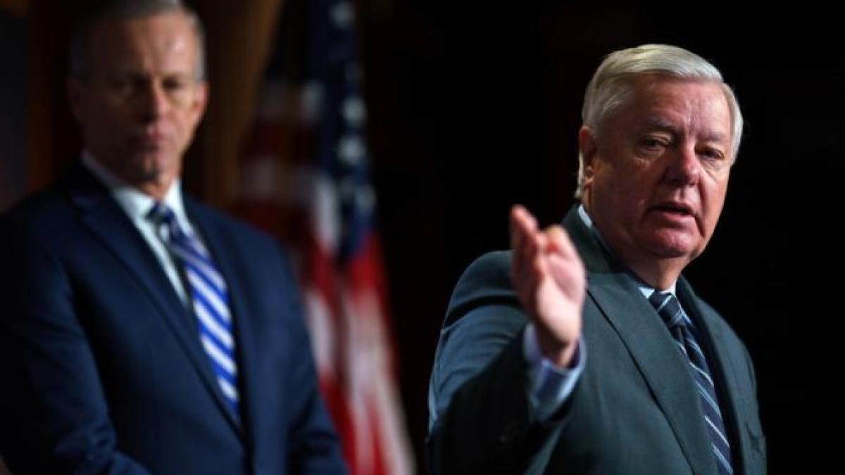 loviti-i-puternic--loviti-i-acum-un-senator-american-ii-cere-lui-biden-sa-riposteze-impotriva-iranului-dupa-ce-trei-soldati-americani-au-fost-ucisi-si-34-au-fost-raniti_01530500