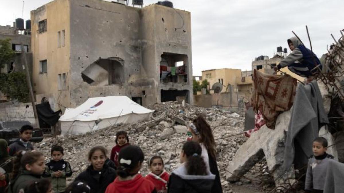 un-acord-de-eliberare-a-ostaticilor-din-gaza-ar-putea-duce-la-o-pauza-de-doua-luni-in-conflict--sustin-oficialii-americani_73502200