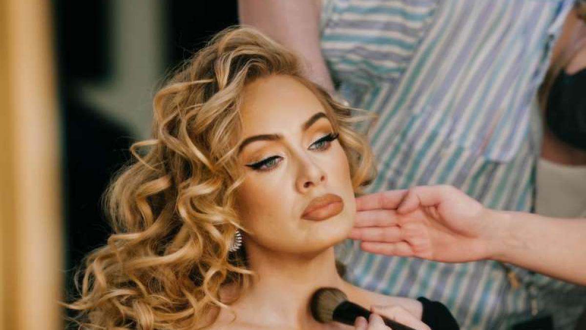 adele-anunta-primele-date-ale-turneului-european-din-2024_18374000