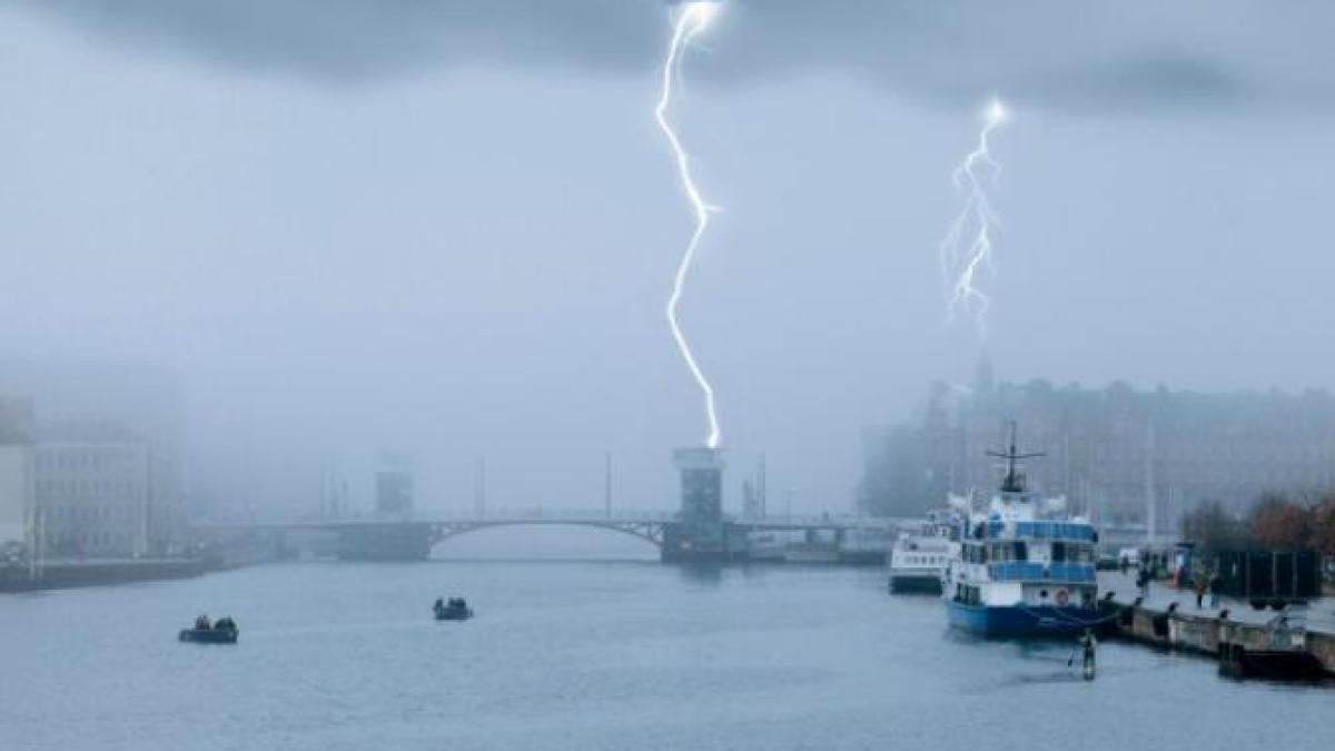 cea-mai-grava-furtuna-din-ultimii-30-de-ani-din-norvegia--cu-rafale-de-190-kmh--lasa-urme-de-distrugere_34253500