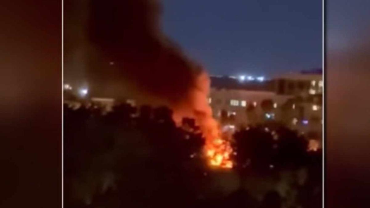 un-avion-s-a-prabusit-peste-un-cartier-de-case--in-sua_05823900