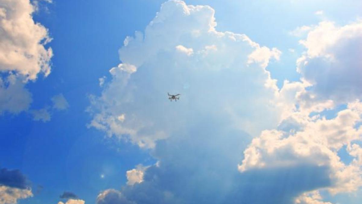 o-drona-va-survola-antarctica-pentru-studiile-privind-schimbarile-climatice_50223000