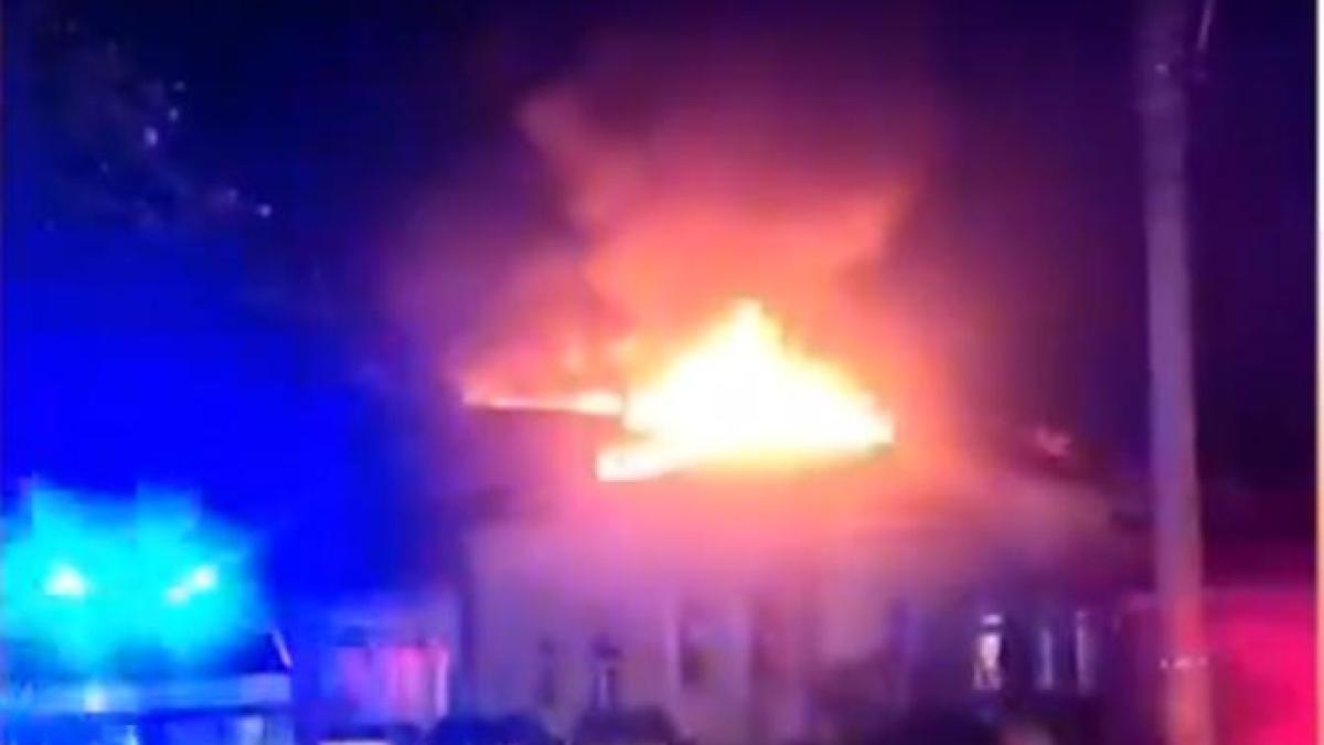 incendiu-puternic-la-un-restaurant-cunoscut-din-pitesti_34019400