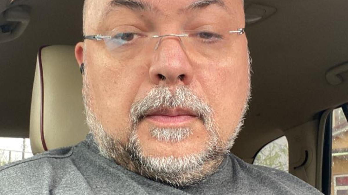 actorul-constantin-zamfirescu--gogoasa-din-trasnitii--la-spital-din-nou--dupa-ce-a-scapat-de-cancer-mi-s-a-injectat-o-substanta-radioactiva--n-am-voie-sa-iau-contact-cu-nimeni_53459600