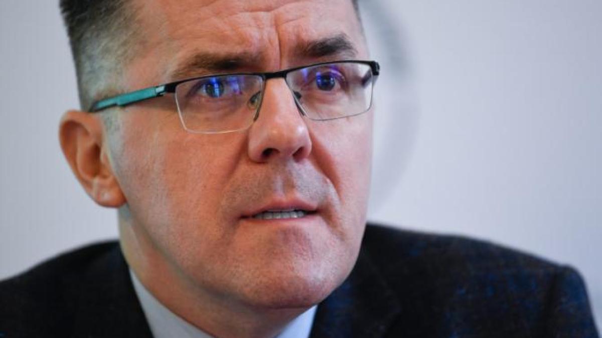 dungaciu-curtea-suprema-hotaraste-daca-trump-poate-candida-la-alegeri--orice-decizie-va-declansa-nemultumiri--riscand-un-potential-razboi-civil_40566100