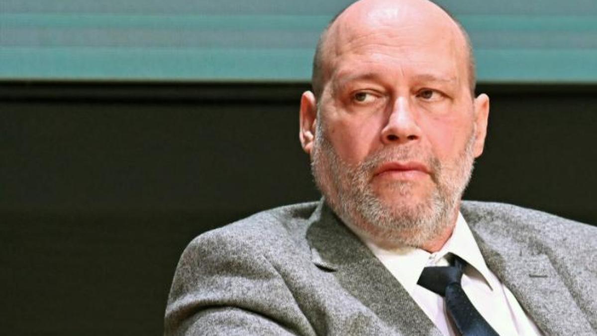 care-este-explicatia-pentru-cutremurul-din-ilfov-a-crescut-seismologic-zona-mihai-diaconescu--seismolog-la-incdfp--ofera-raspunsurile_92461900