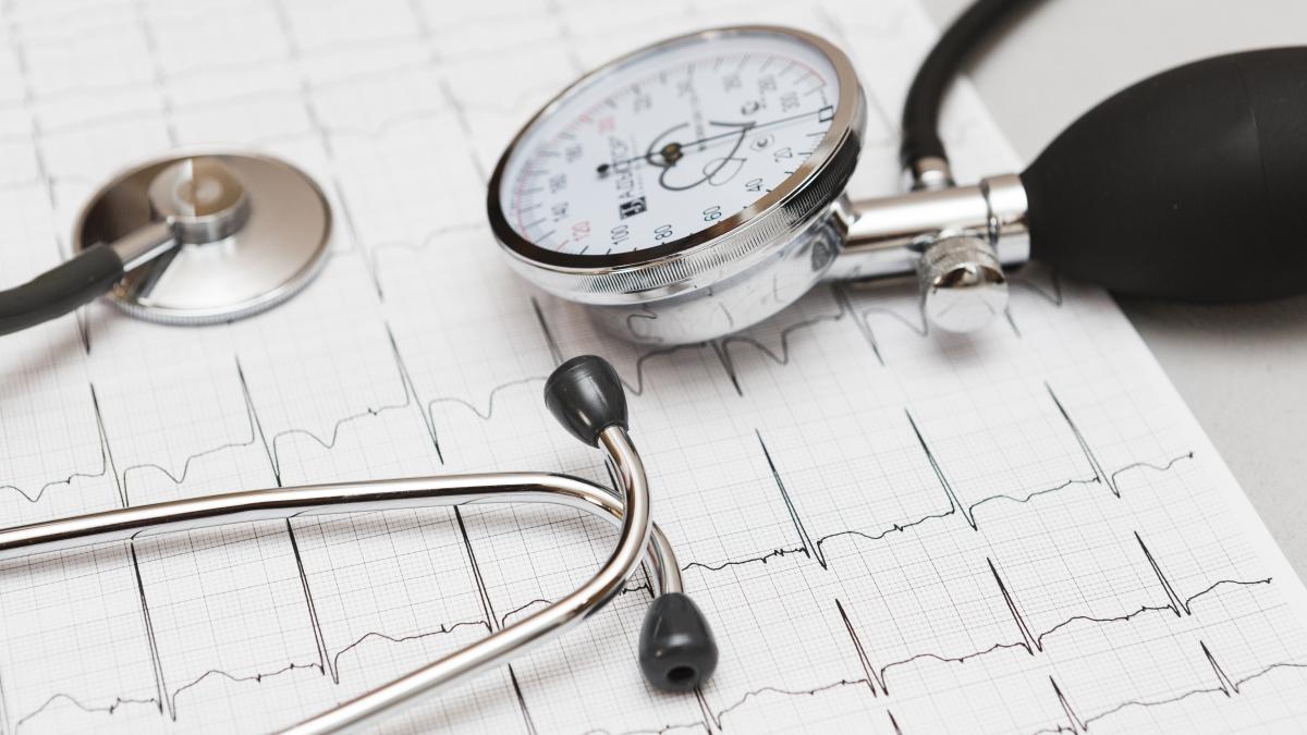 stethoscope-1_85684200