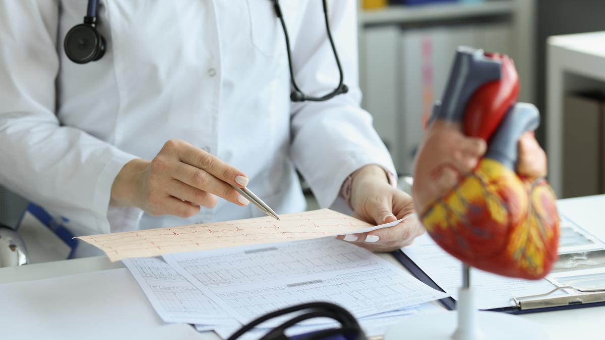 cardiolog-doctor-inima_92559500