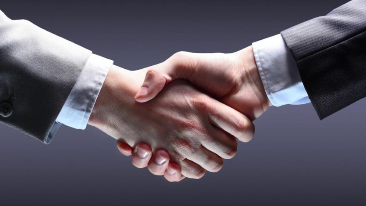 psytreasure_com_strangere_de_mana_maini_stranse_56762600