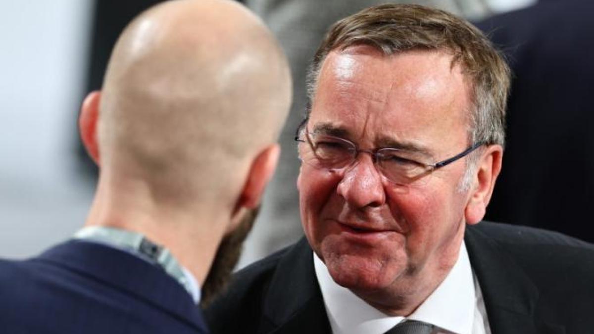 ministrul-german-al-apararii--avertisment-pentru-ue-si-nato--privind-rusia-va-trebui-sa-traim-cu-linii-de-demarcatie-in-europa-pentru-decenii-de-acum-incolo_71069000