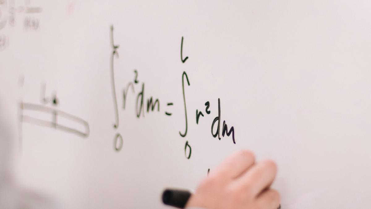 la-ce-foloseste-matematica_10716000