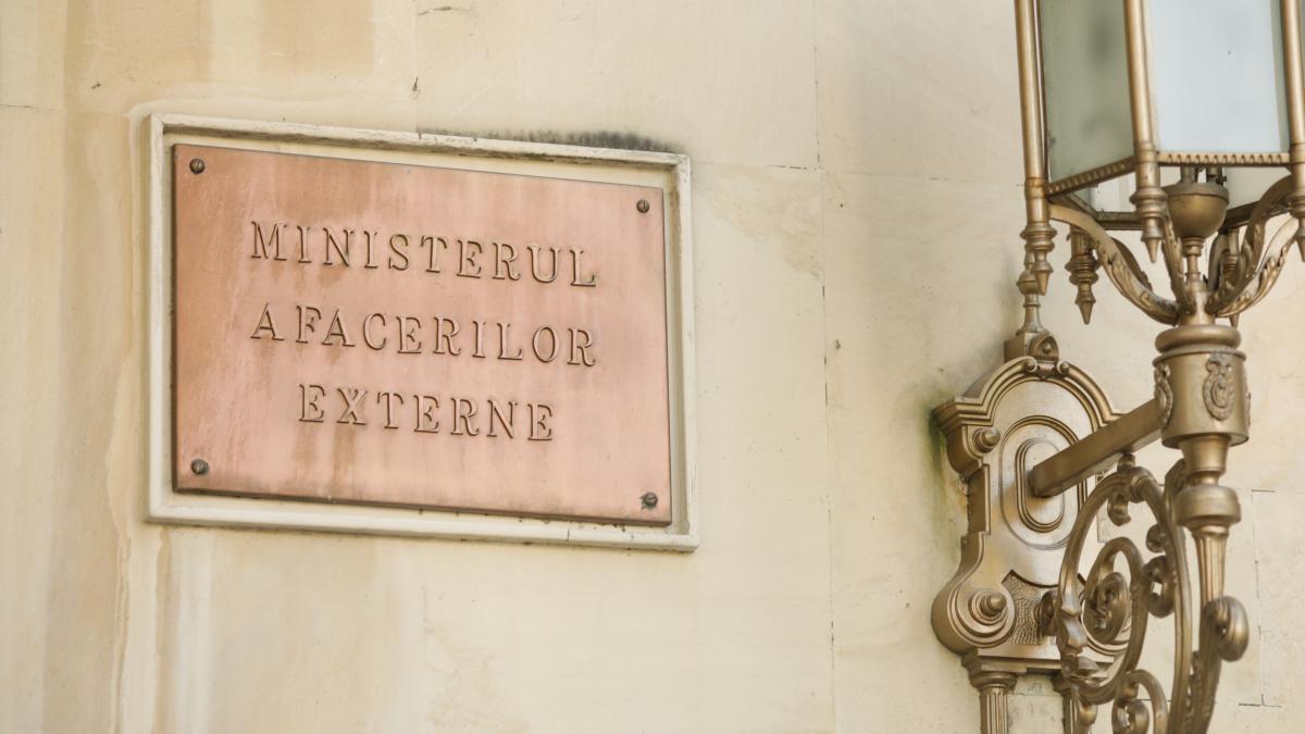 106-consulate-mobile-in-19-tari--in-acest-an--mae-vrea-mai-mult-acces-la-cetatenii-romani-din-afara-granitelor_64169500