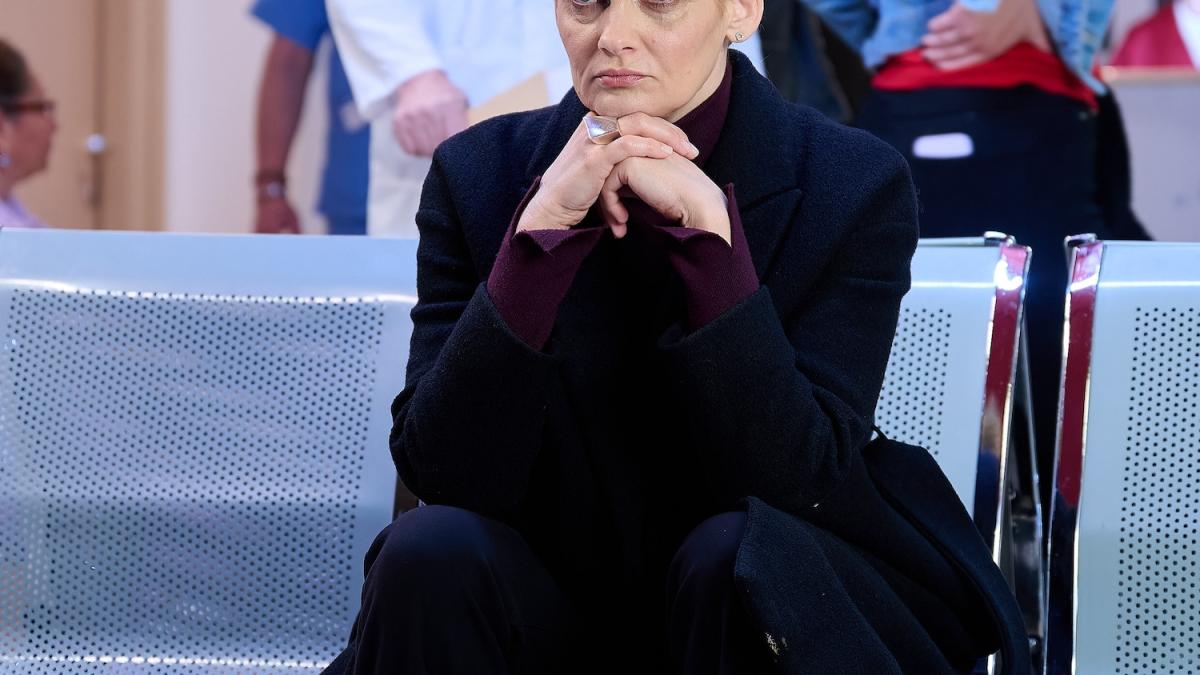 sper-sa-nu-mai-ajung-pe-strada-aia-niciodata--elvira-deatcu--moment-greu--la-limita-saraciei-am-ramas-cu-5-lei--m-am-panicat_60948600