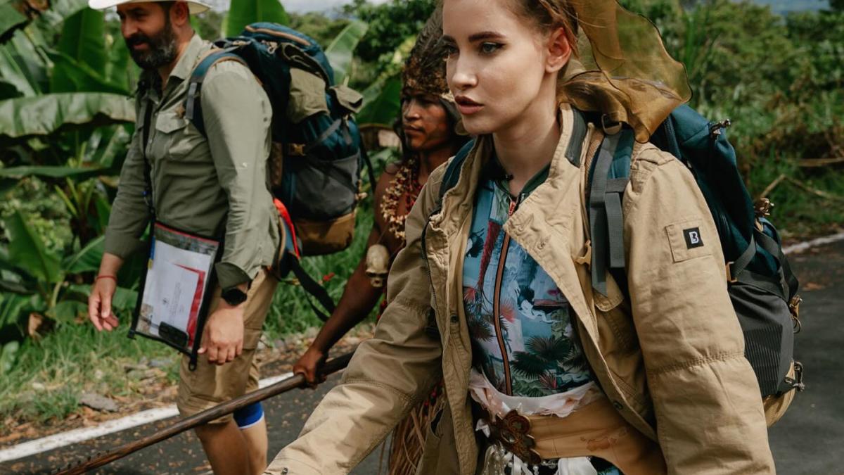 iulia-albu--dupa-ce-sanziana-negru-a-spus-ca-nu-o-place-pe-au-existat-si-gaitele-neinitiate-in-matematica-puse-pe-scandal_88557700