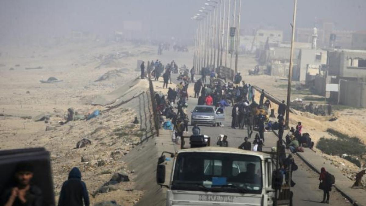 armata-israeliana-a-tras-in-civilii-palestinieni-din-jurul-camioanelor-cu-ajutoare--spune-o-sursa_43758100