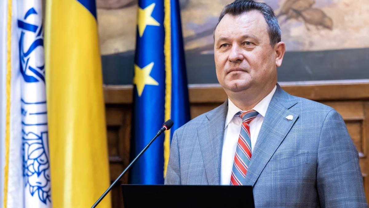 prof--univ--dr--nicolae-istudor_48535900