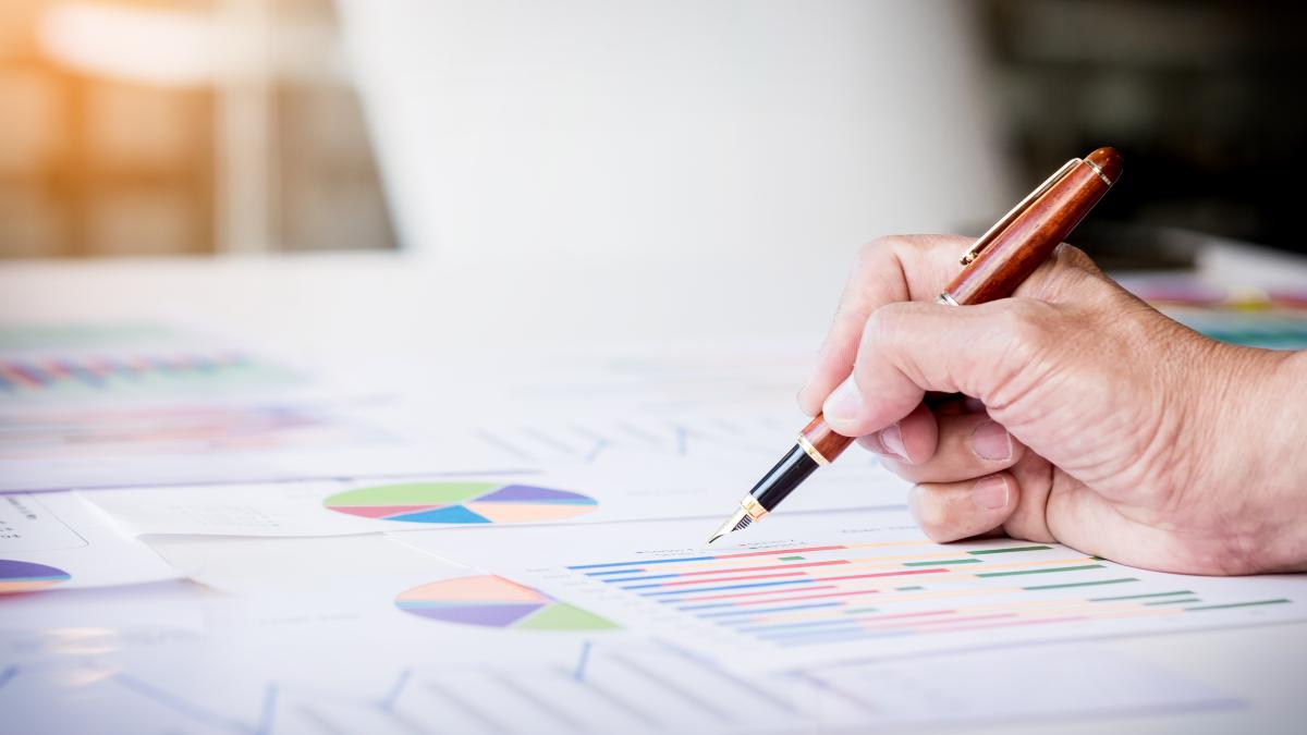 sondaj-businessman_93812500