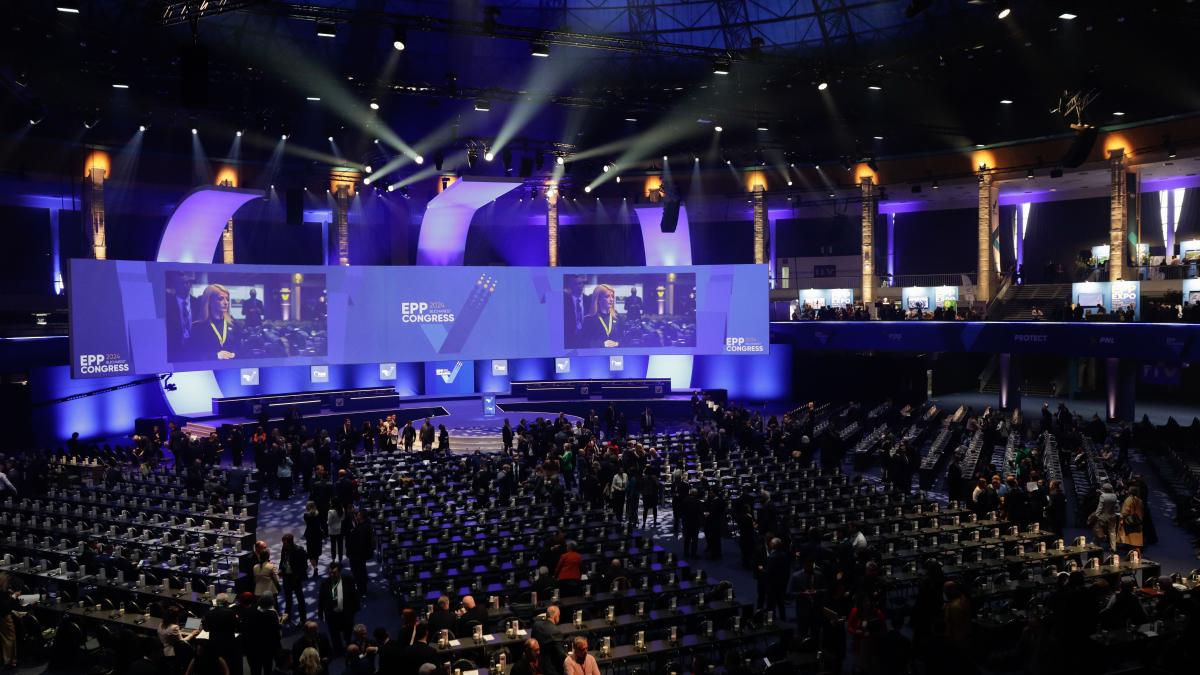 succes-al-pnl-la-congresul-ppe-austria-accepta-tacit-aderarea-romaniei-si-bulgariei-la-spatiul-schengen_62388500