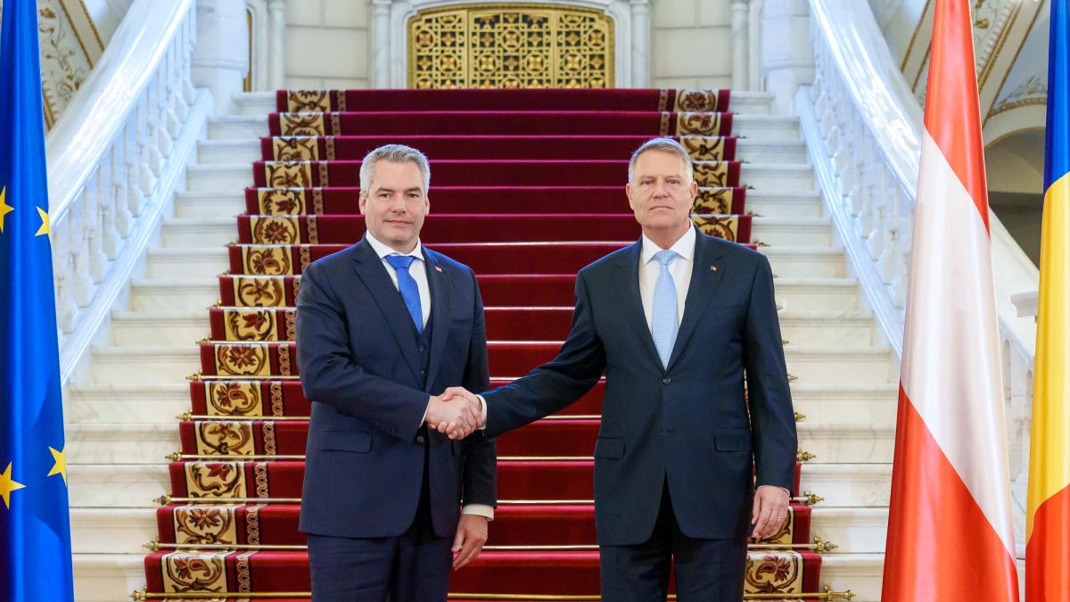 bogdann-chirieac-karl-nehammer-in-romania_24453600