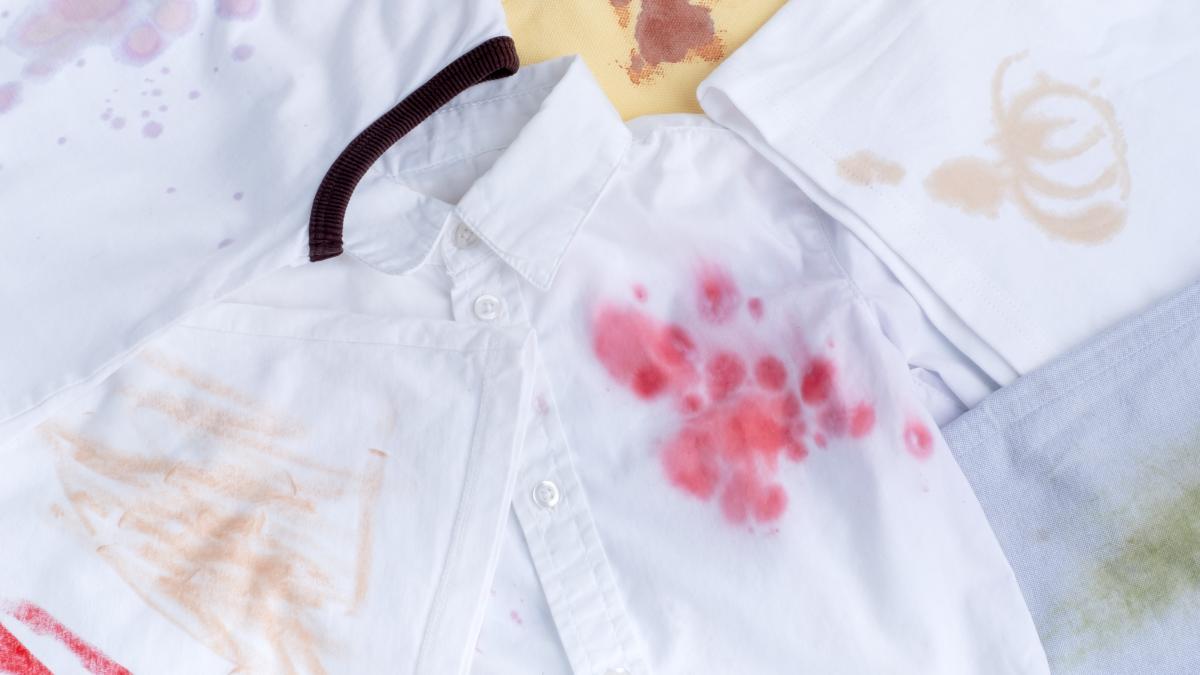 cum-scoti-petele-de-grasime-si-de-rosii-de-pe-haine--lamaia-face-minuni_81189400