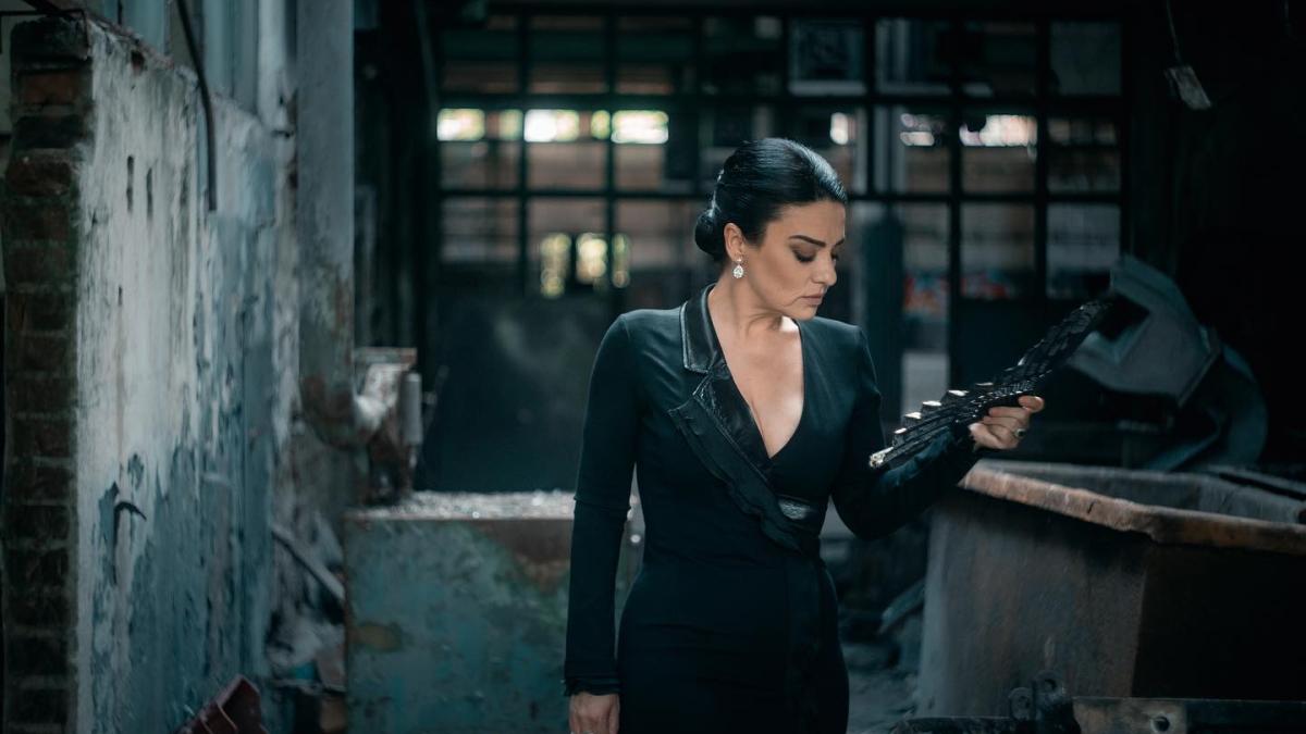 maria-obretin--coana-sofia-din-clanul--accicidente-la-filmari-mi-a-ars-parul-in-cap_31485300