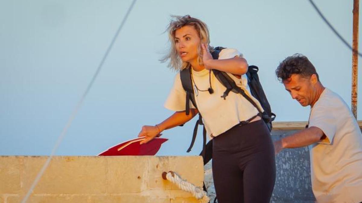 tensiuni-mari-la-power-couple--miza-a-crescut-8_84539100