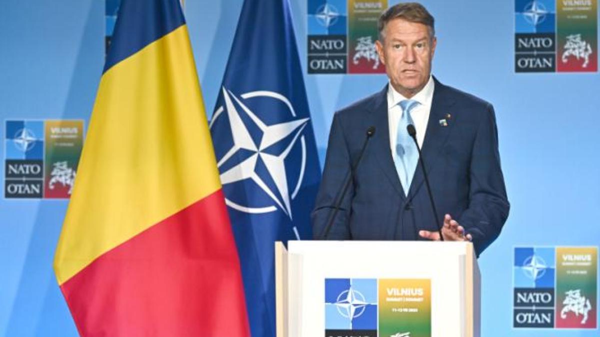 sansele-presedintelui-pentru-sefia-nato--bogdan-chirieac-klaus-iohannis-este-arogant-in-romania--in-exterior--are-o-imagine-exceptionala_95099300