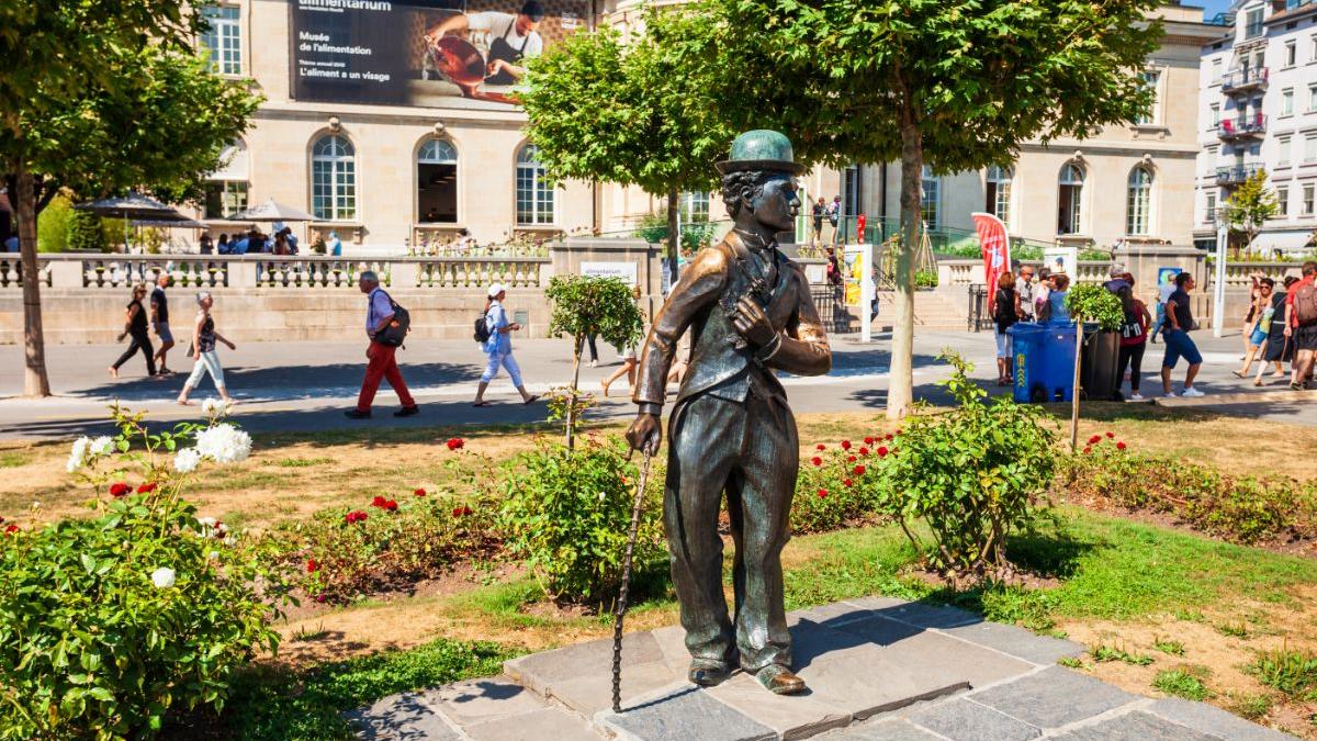 135 de ani de la nasterea lui charlie chaplin un star veritabil simbol al filmului mut