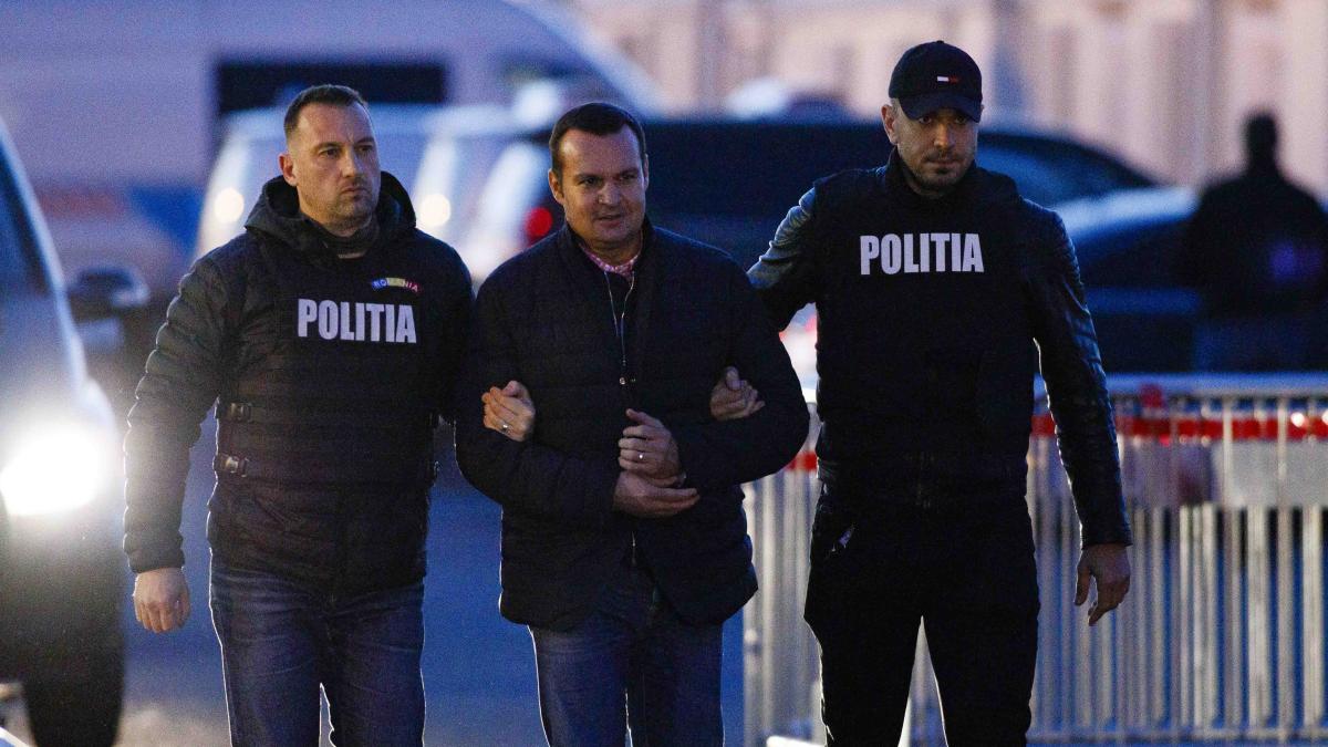 catalin-chereches-a-ajuns-in-romania-4_72387600