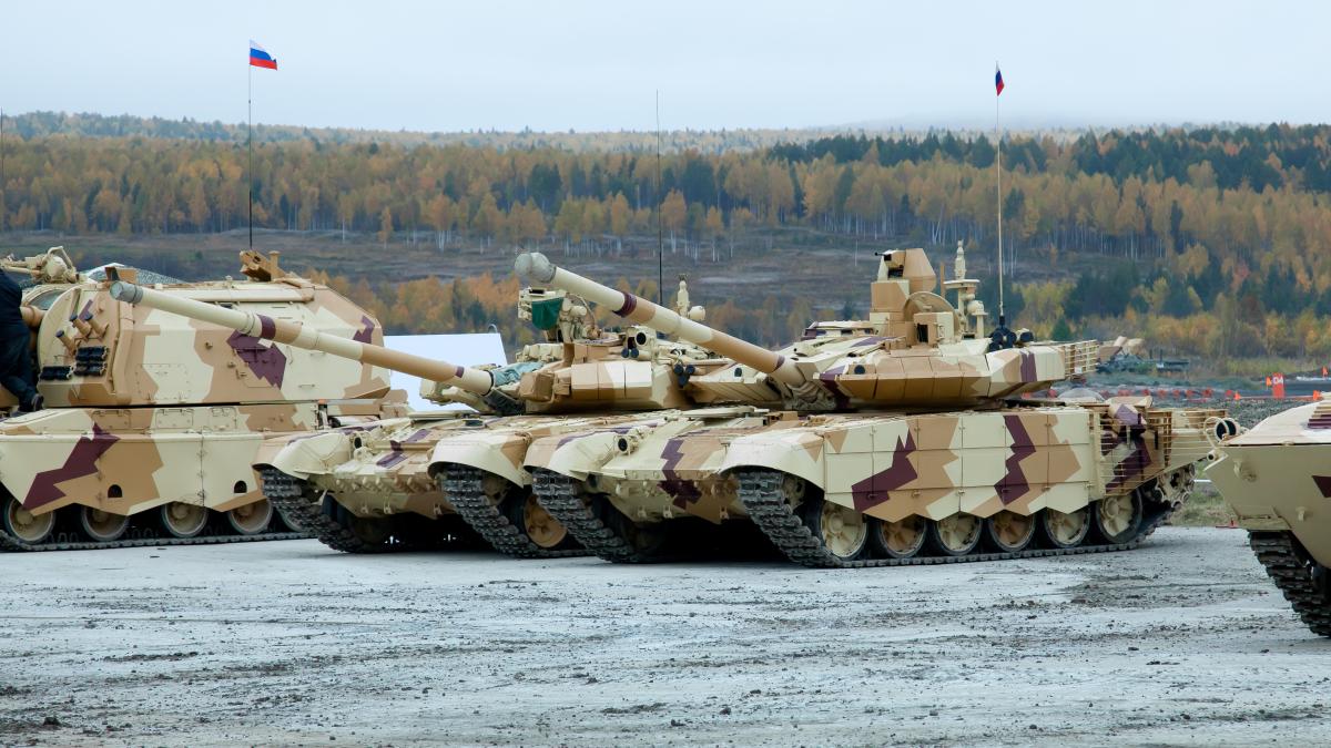 militarii-francezi-din-ucraina--tinta-pentru-rusia--seful-serviciului-rus-de-informatii-externe-ameninta_78268600