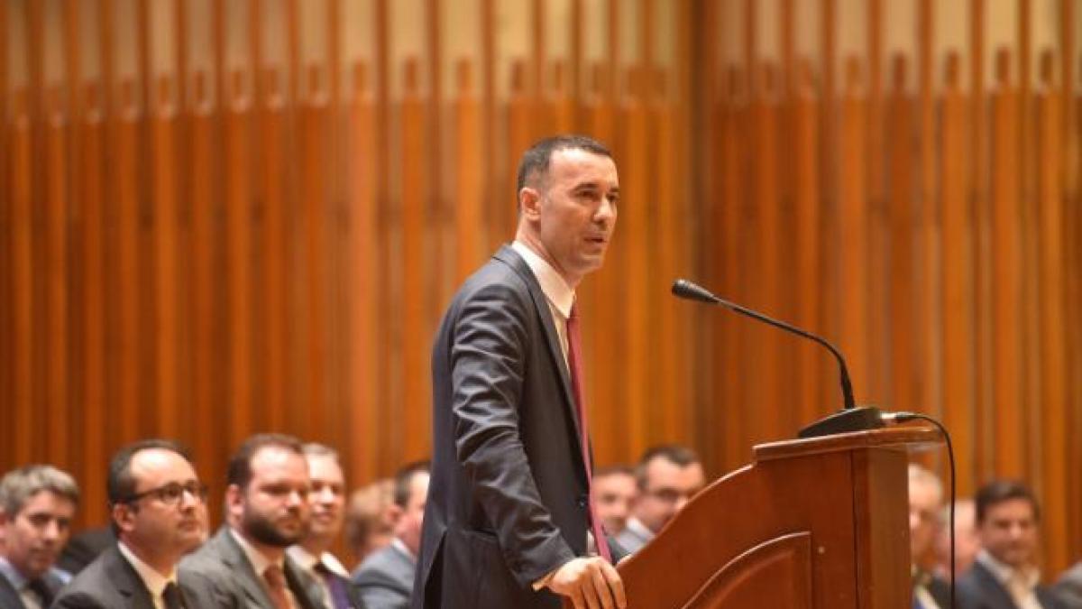 iulian-dumitrescu_38647400