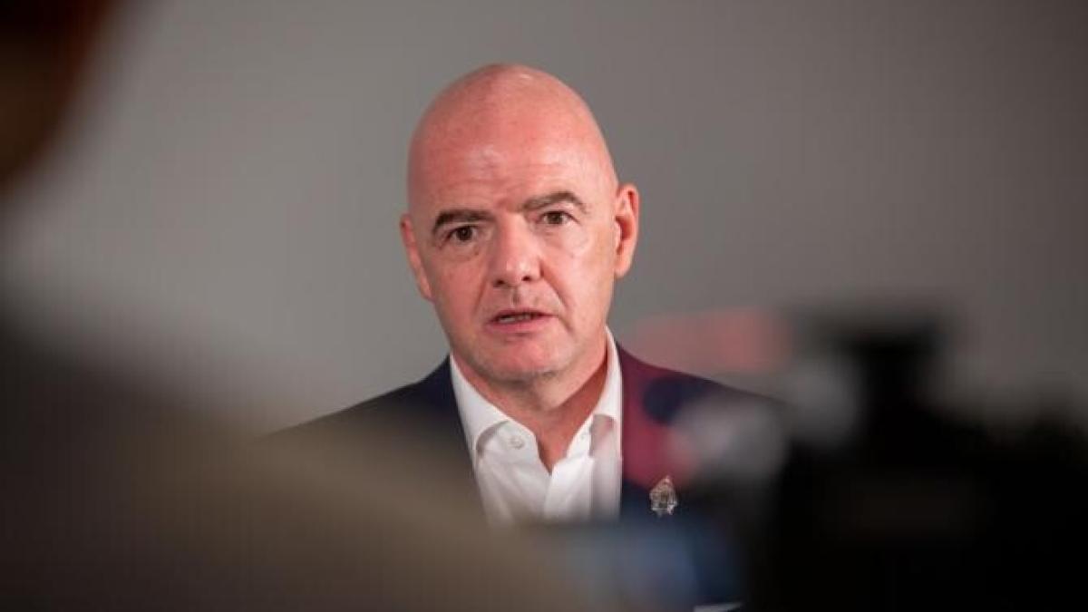 presedintele-fifa--discurs-halucinant-de-aparare-a-qatarului-ma-simt-arab--ma-simt-african--ma-simt-gay--simt-ca-am-dizabilitati--ma-simt-muncitor-migrant_00206600