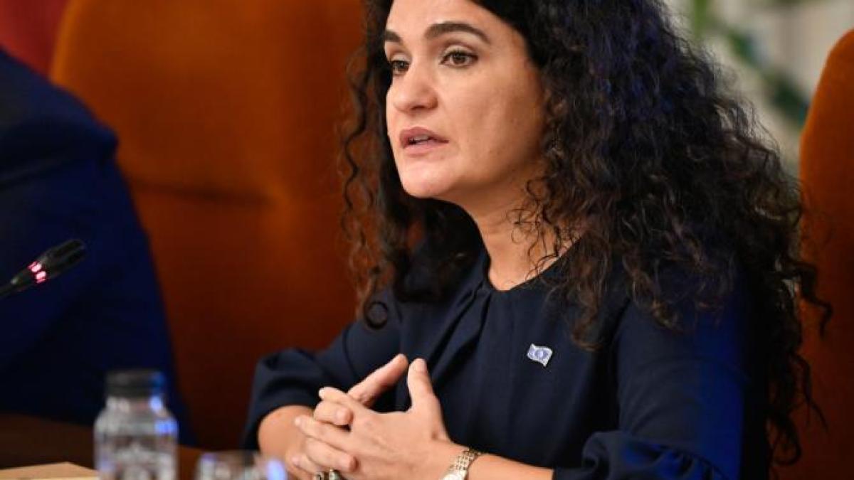 ramona-chiriac-se-retrage--oana-popescu-zamfir-s-a-compromis-oricum--tot-episodul-a-fost-penibil_05150500