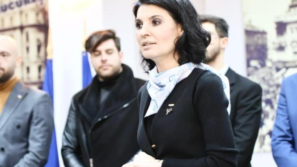 sandru-tineri_76113800