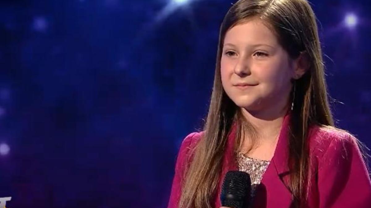 romanii-au-talent--la-doar-10-ani--nedelcu-adelina-a-ridicat-sala-in-picioare-video_94223700